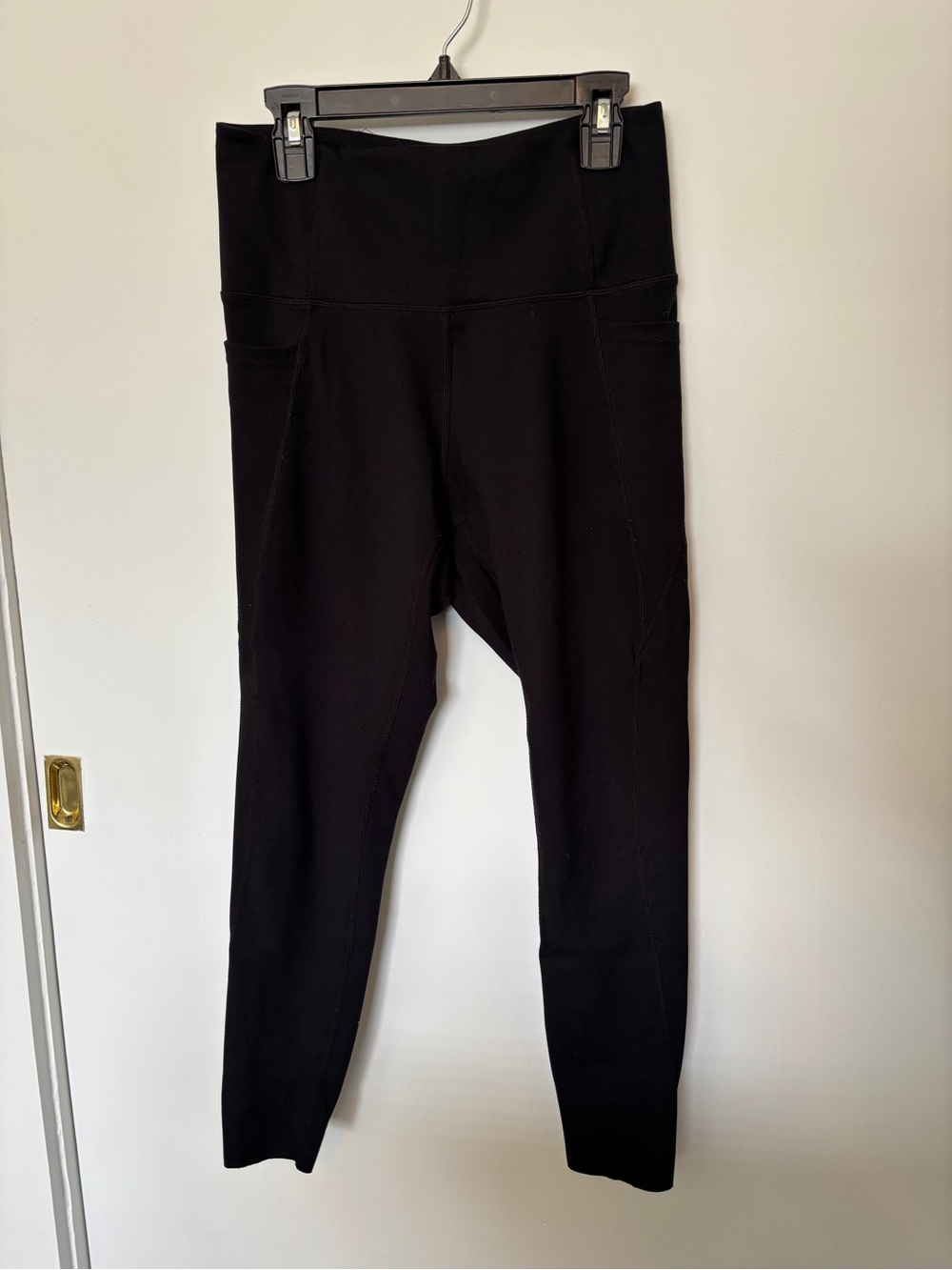 Black leggings